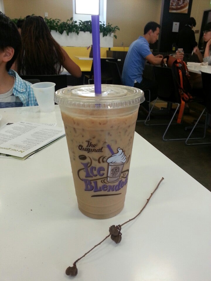 The Coffee Bean & Tea Leaf photo 3