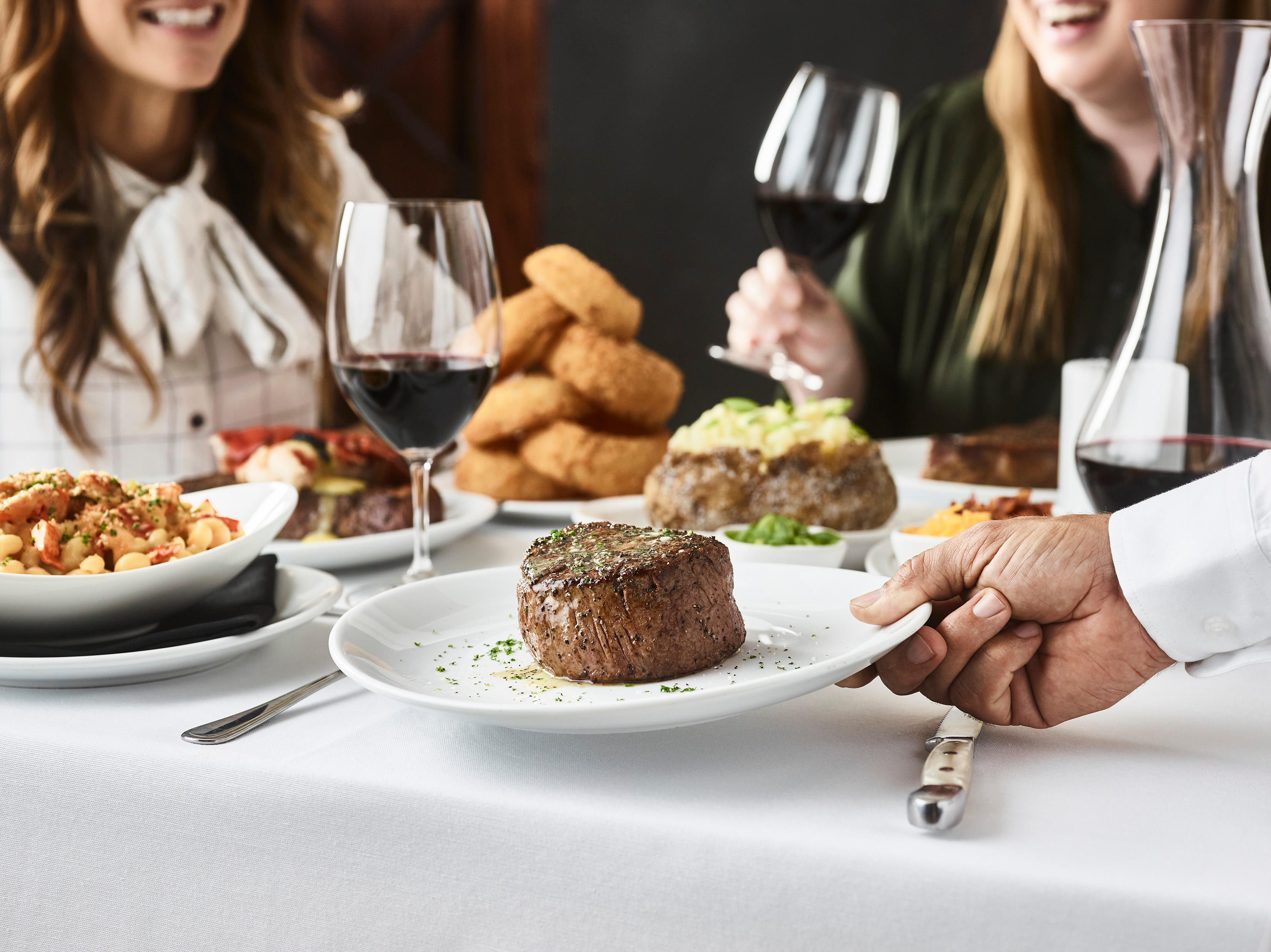 Fleming’s Prime Steakhouse & Wine Bar photo 2