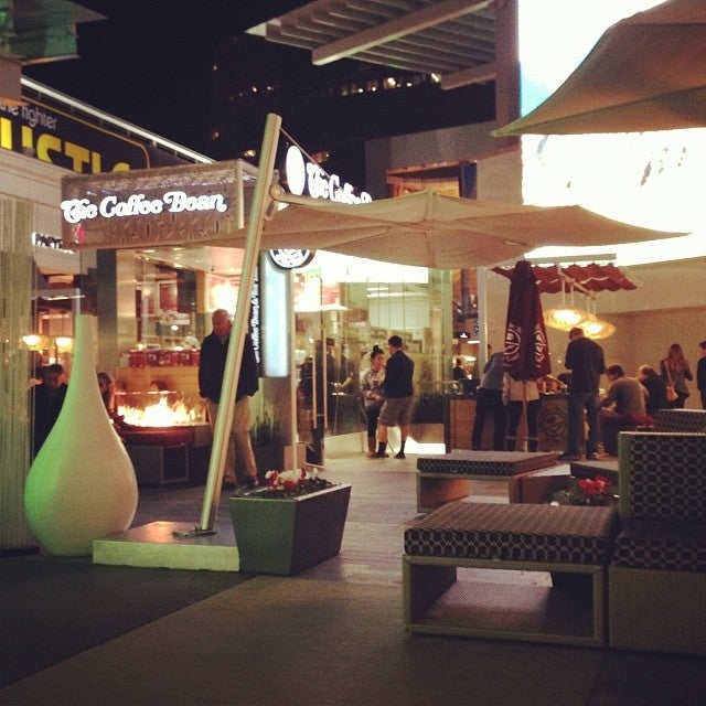 The Coffee Bean & Tea Leaf photo 3