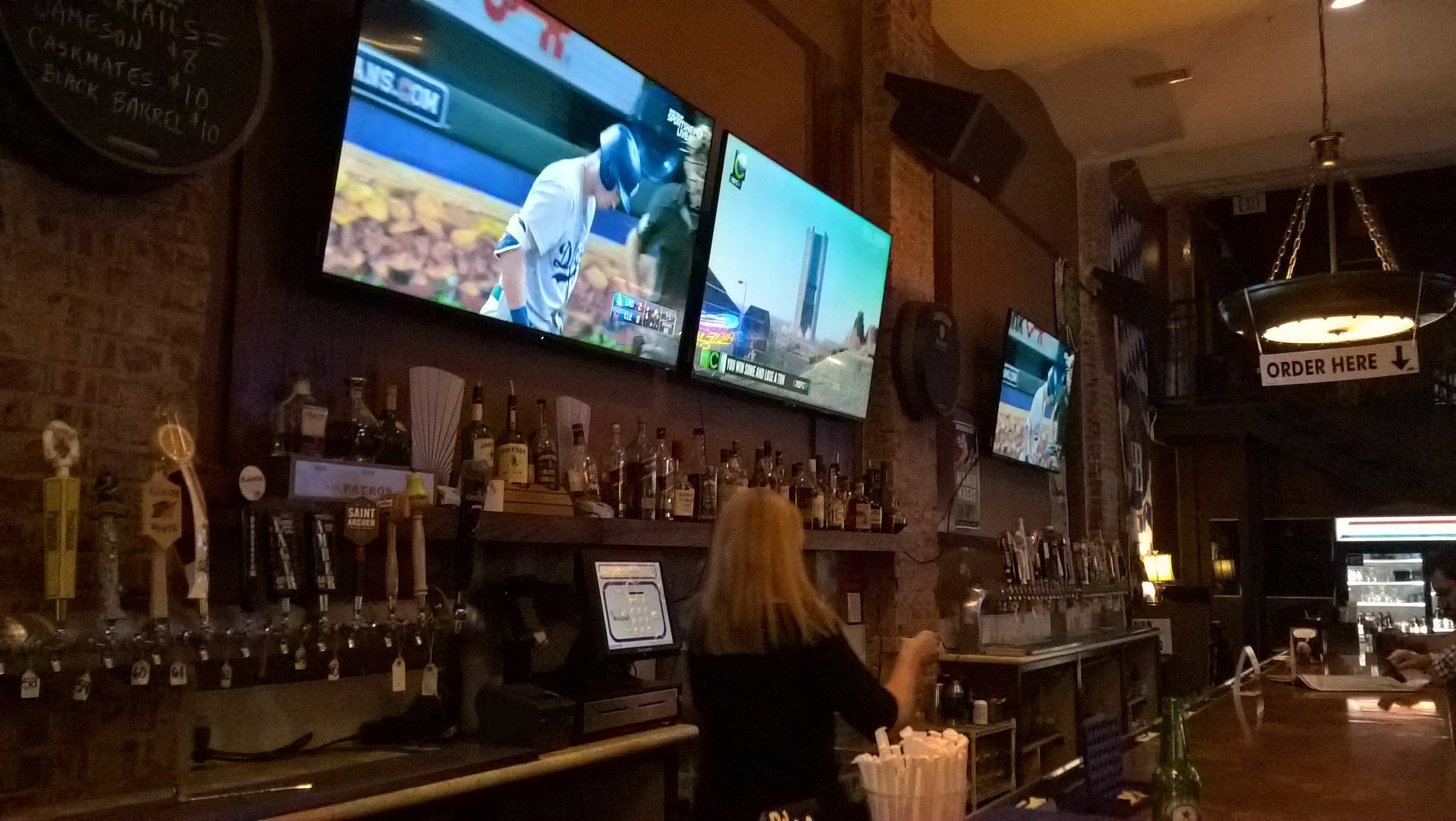 Los Angeles Brewing Company photo 2
