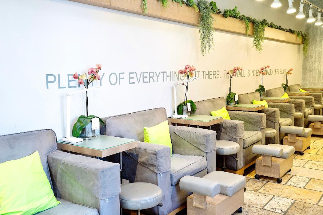 Bellacures Nail Salon, Larchmont photo 4