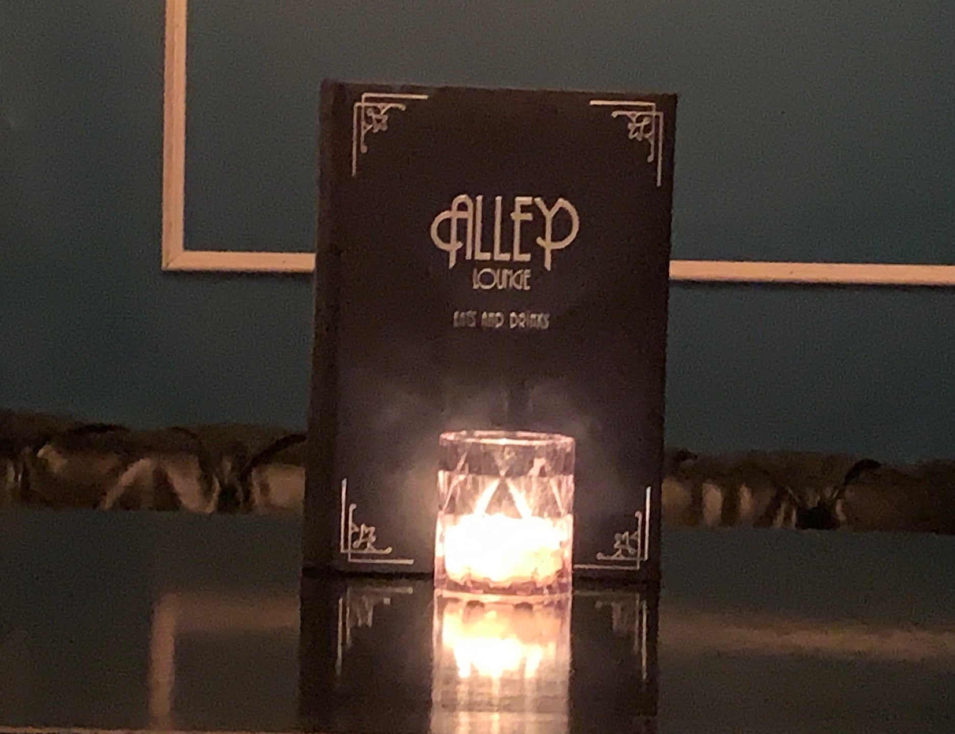 Alley Lounge photo 3