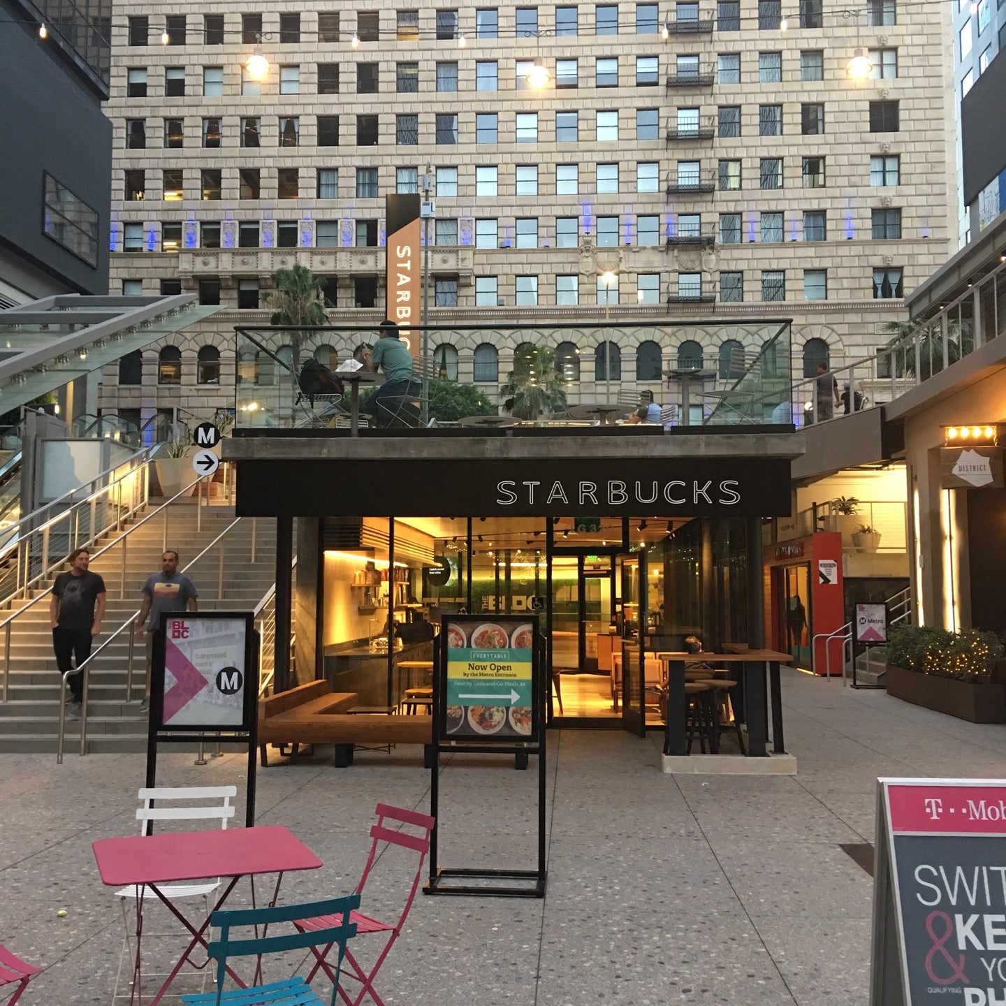 Starbucks Coffee photo 4